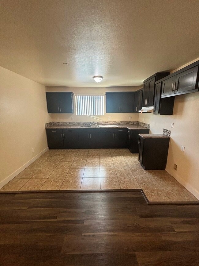 Photo - 133 W 74th St Townhome