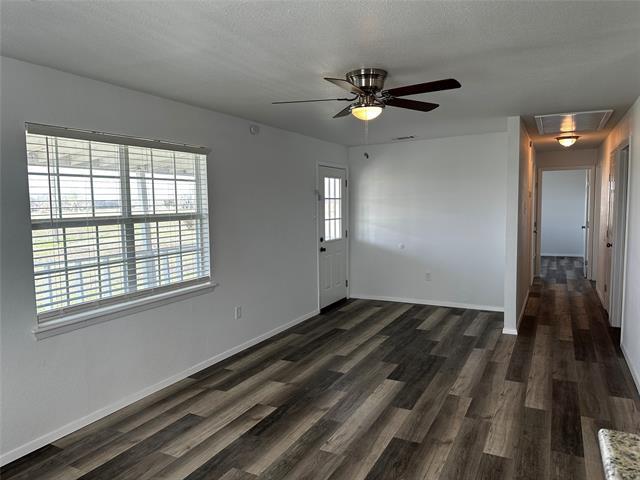 Photo - 1979 Fm 2649