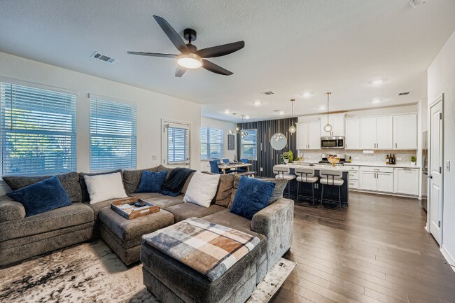 Photo - 2902 Bronx Dr