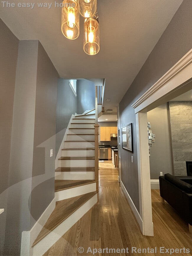 Photo - 315 Windsor St