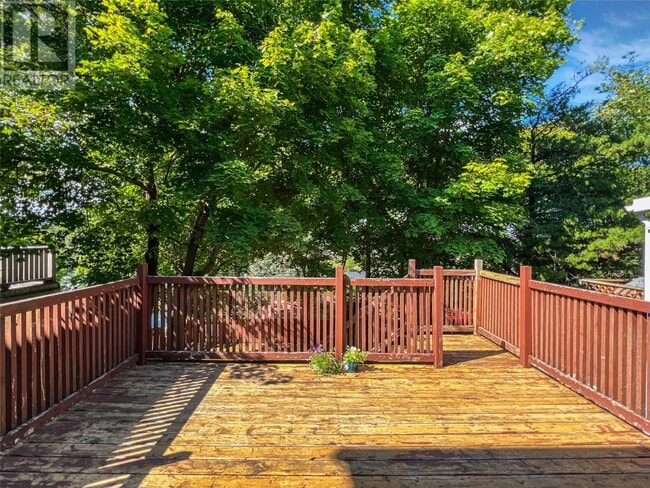 Photo - 114 Circular Rd