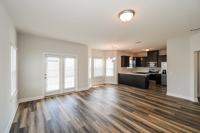 Photo - 1034 Marne Blvd