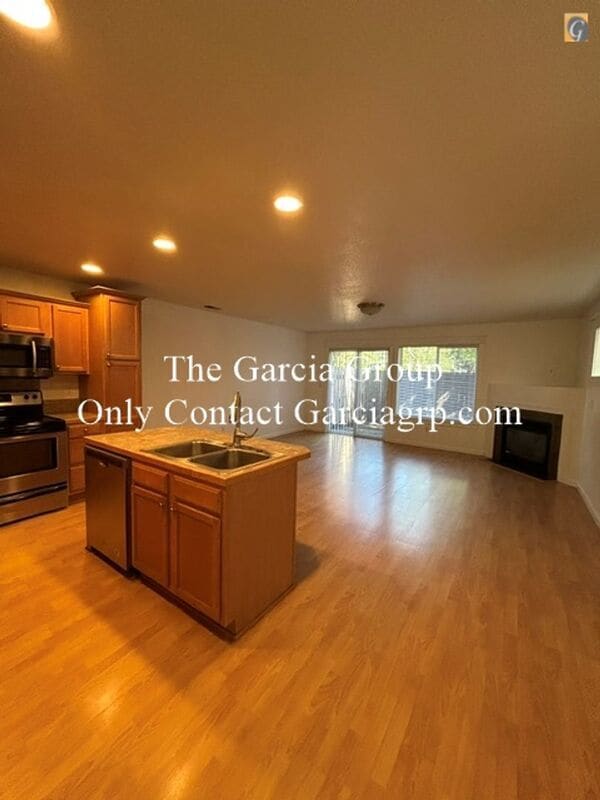 Photo - 12625 SE Division St