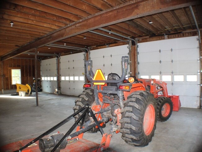 Photo - 53 Carpenter