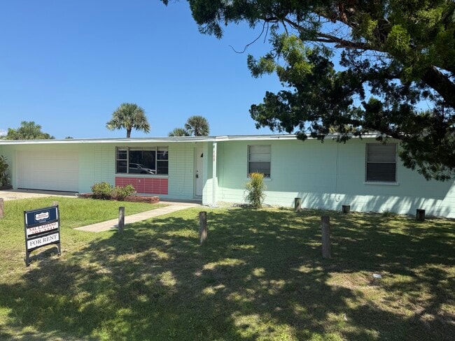 Building Photo - 108 Lantana Ave Rental