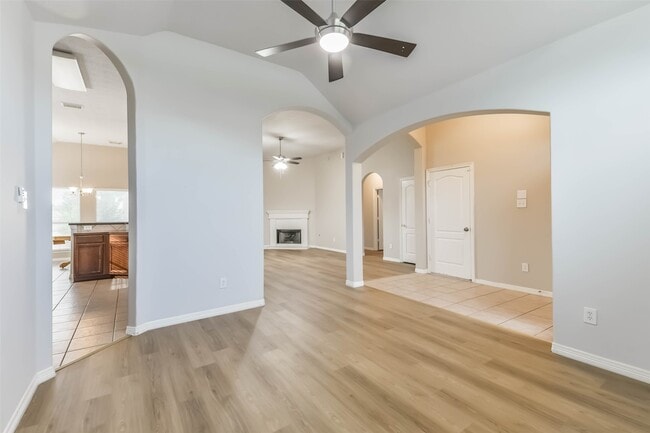 Building Photo - 2212 Highland Crossing Dr Rental