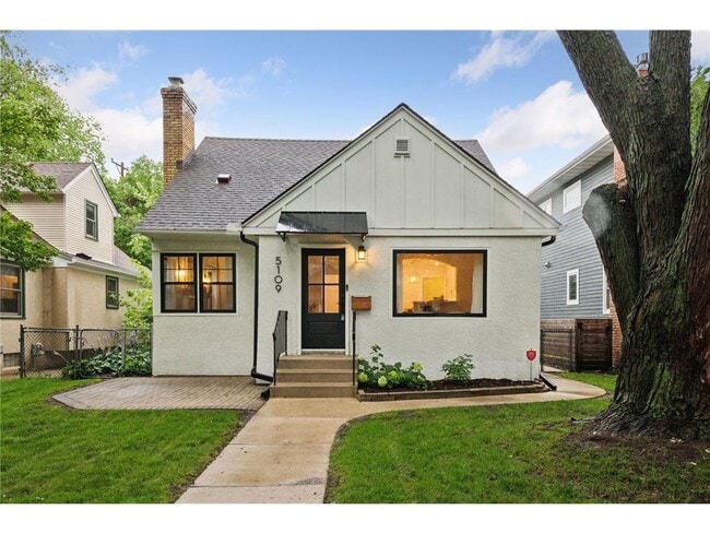Photo - 5109 Abbott Ave S