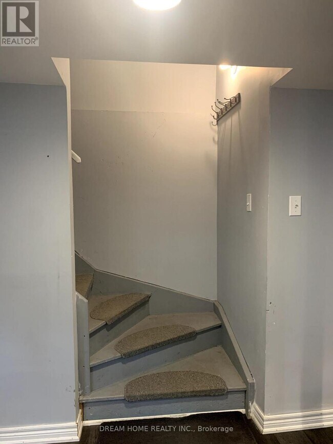 Photo - 17 River Forest St