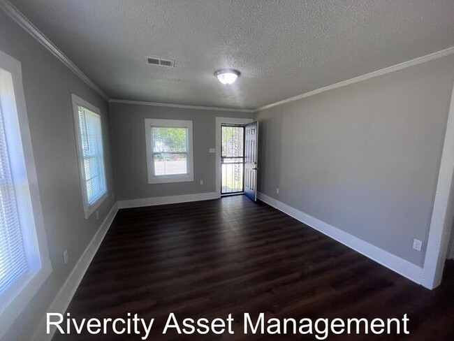 Photo - Cute & Quaint Renovated Home!!! Section 8 ...