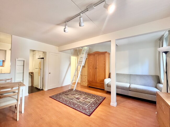 Photo - 399 Bellevue Ave Unidad A