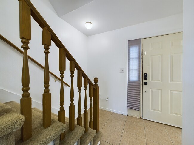 Photo - 3150 Belle Meade Dr Unit B