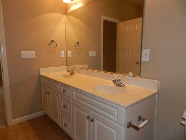 Photo - For Rent