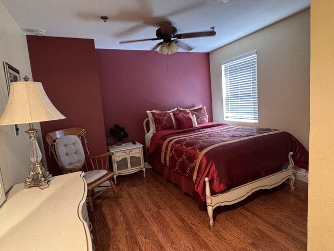 300 Main St Unit SI ID1265998P