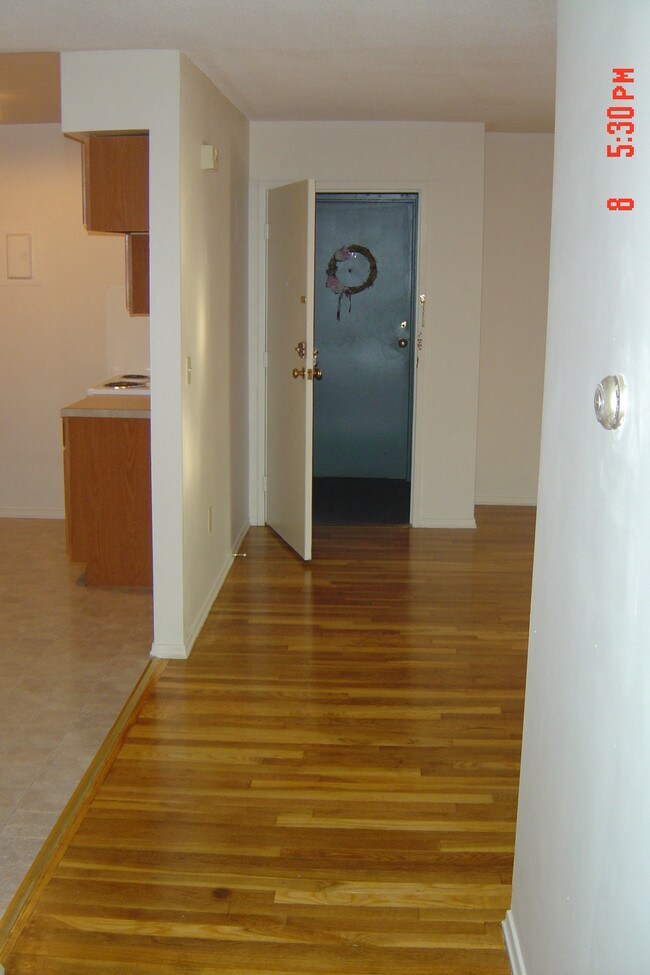 Photo - 9 Catherine St