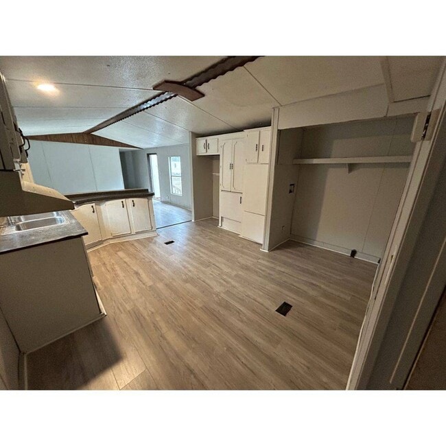 Photo - 4502 E Old Marion Hwy