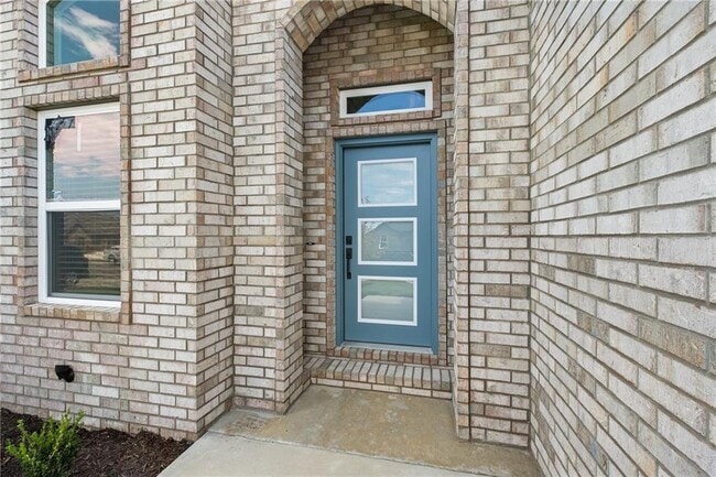 Photo - 1361 Sessile Oak Wy