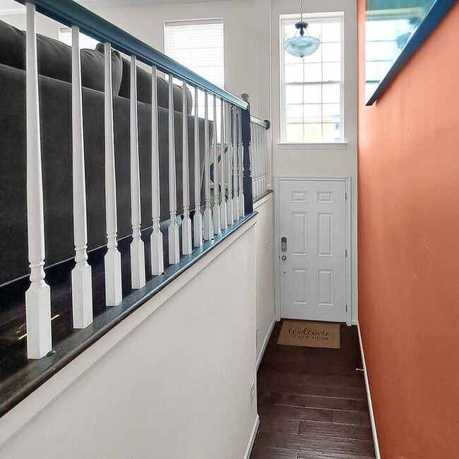 Photo - Stately End Unit 3-Level Townhome, 3 Bedro...