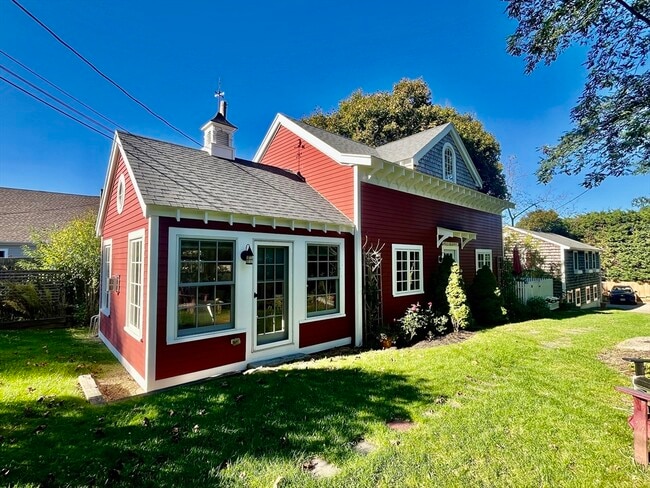 Building Photo - 7 C Caleb's Ln