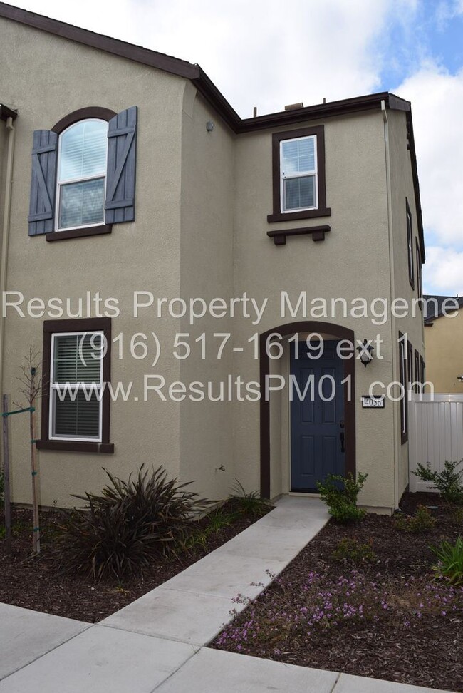 3 br, 2.5 bath House - 4056 Montcalm Pl - 3 br, 2.5 bath House - 4056 Montcalm Pl