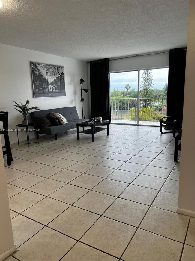 Photo - 4164 Inverrary Dr Unit 510