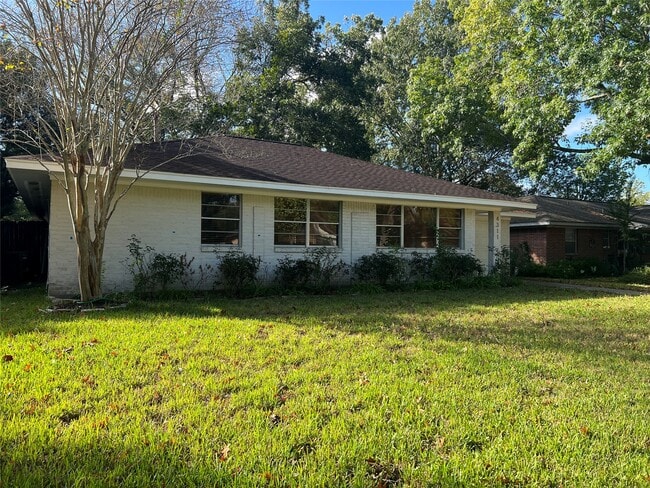 Photo - 4311 Benning Dr