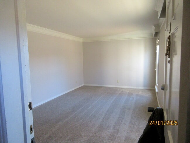 Photo - 511 Chickadee Dr Unit A