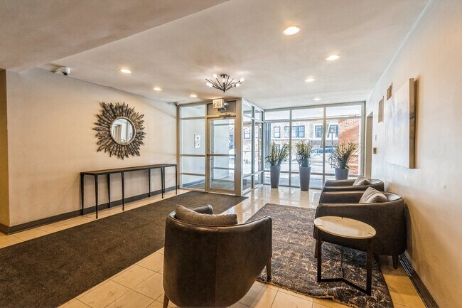 Photo - 2300 N Commonwealth Ave Unit 5H