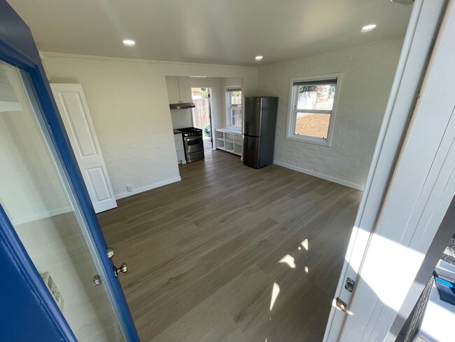 Sala de estar - 324 S Freeman St Unidad B