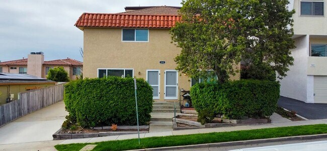 Photo - Live in the Heart of Downtown El Segundo! Available NOW!