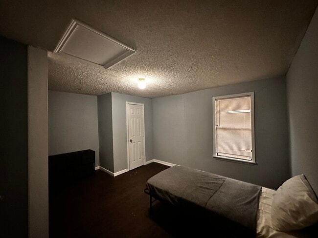 Photo - 1207 S Chicago Ave