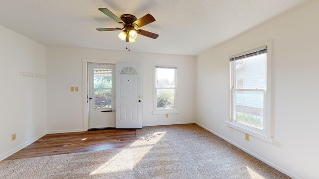 Photo - 921 Duff Ave Unit 3