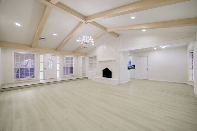 Photo - 5506 Bent Bough Ln