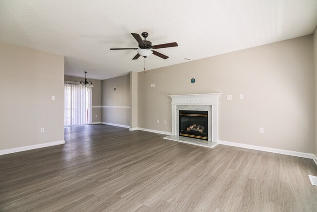 Photo - 128 Pondfield Ct