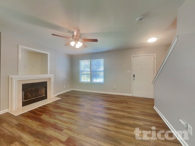 Photo - 9835 Veronica Dr