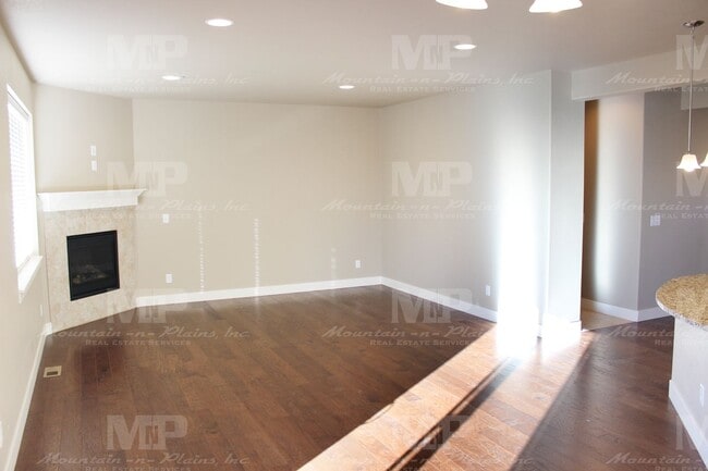 Photo - 2245 Adobe Dr