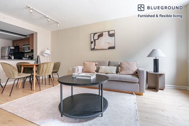 Photo - 1401 N Taft St Unidad FL5-ID1051