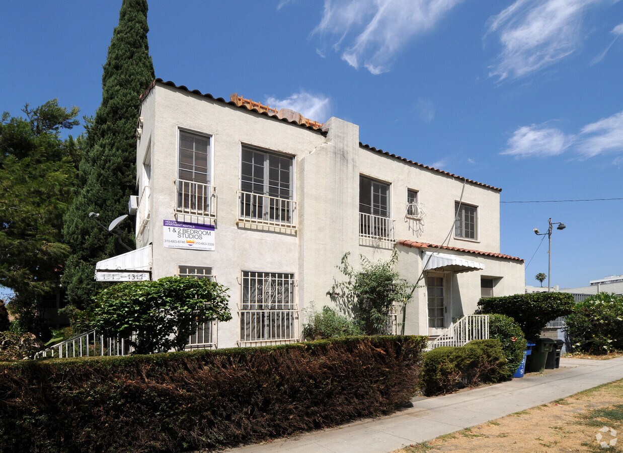 Photo - 1315-1317 N Catalina St