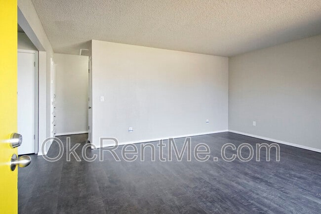 Photo - 7010 Woodlake Dr