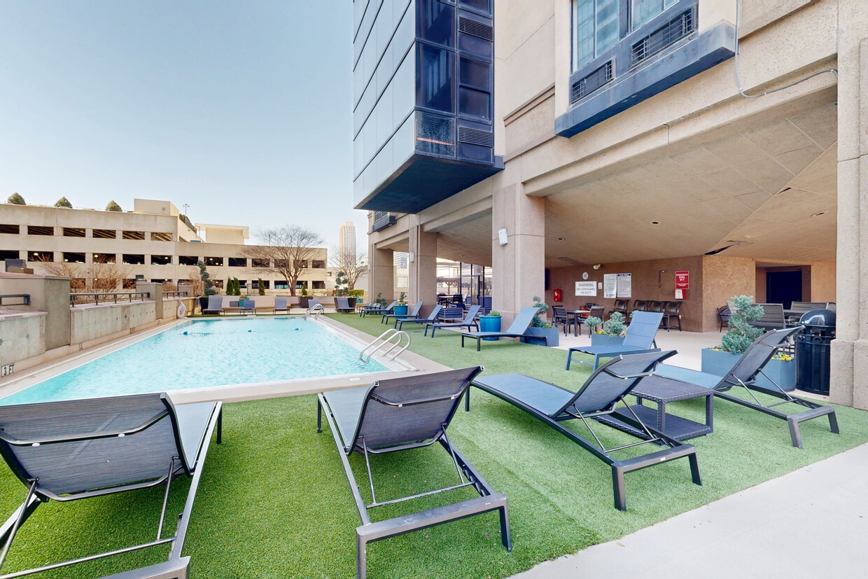 Photo - Arts Center Tower Apartments