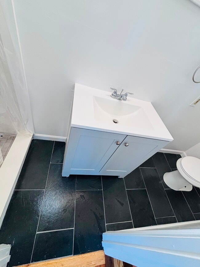 Photo - 35 Roughan Street Apartments Unit 5B