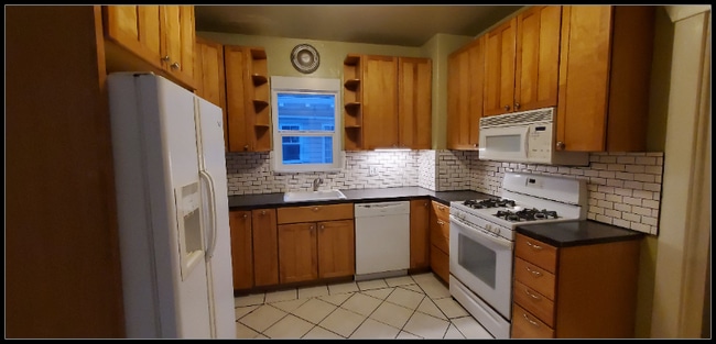 Photo - 4703 Fremont Ave N