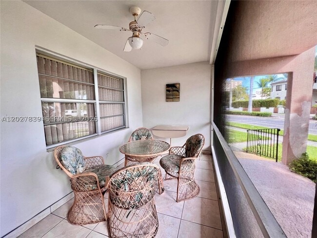 Photo - 501 Blue Heron Dr Unit 121-A
