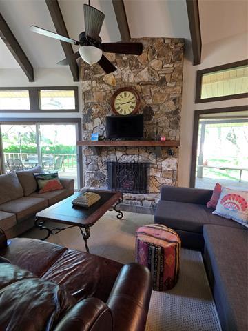 Photo - 1425 E Seneca Ct