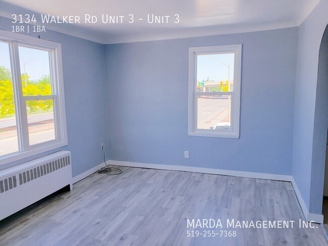 Photo - SPACIOUS 1 BED/1 BATH UNIT ON WALKER! + HYDRO Unit 3