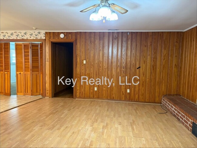 Photo - 4003 Monroe Hwy