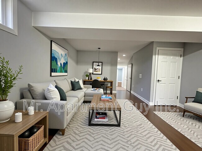 Photo - 122 Ironwood Crescent Unit Lower