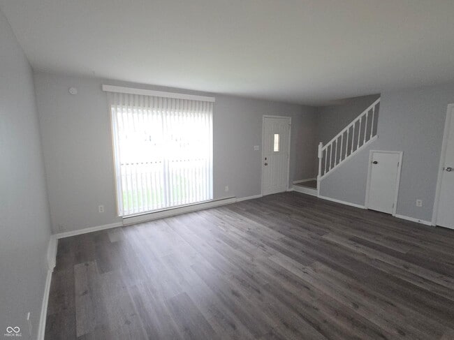 Photo - 3338 Tara Ln