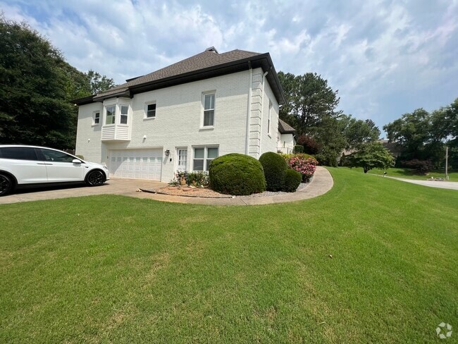 Building Photo - 3487 Sheridan Chase SE Rental