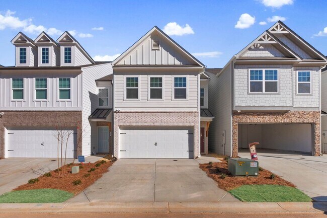 Photo - 384 Whitetail Cir