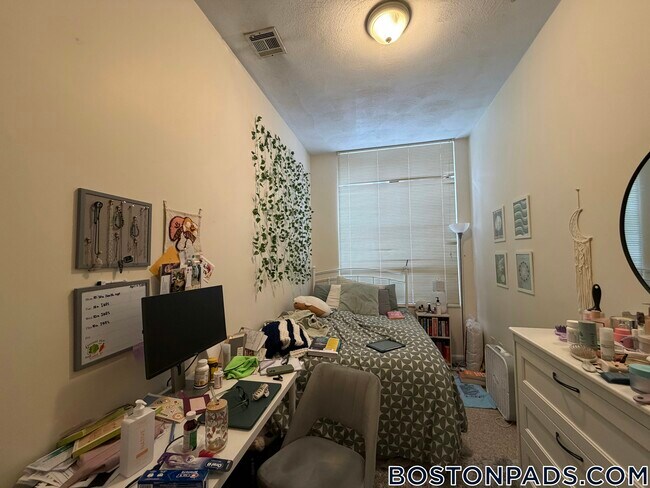 Photo - 81 Essex St Unit 22